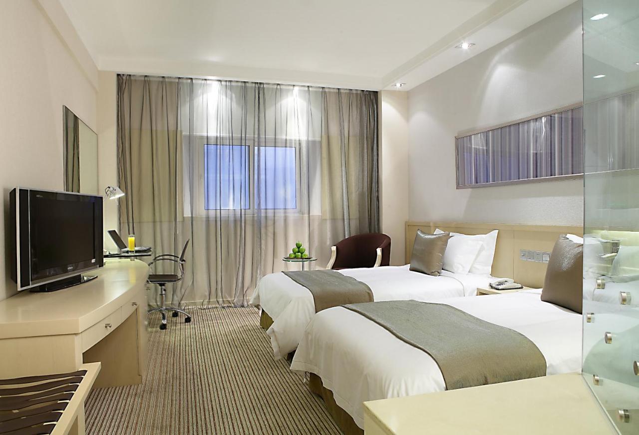 Holiday Inn Downtown Shanghai Exterior photo
