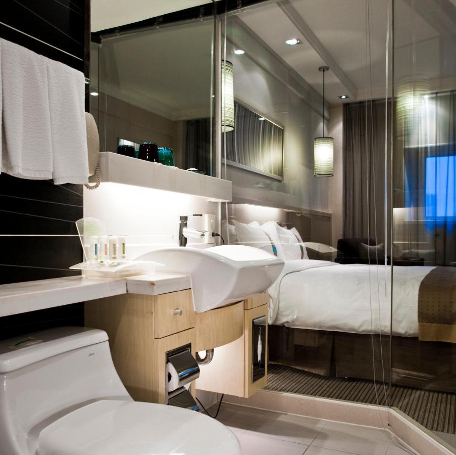 Holiday Inn Downtown Shanghai Exterior photo