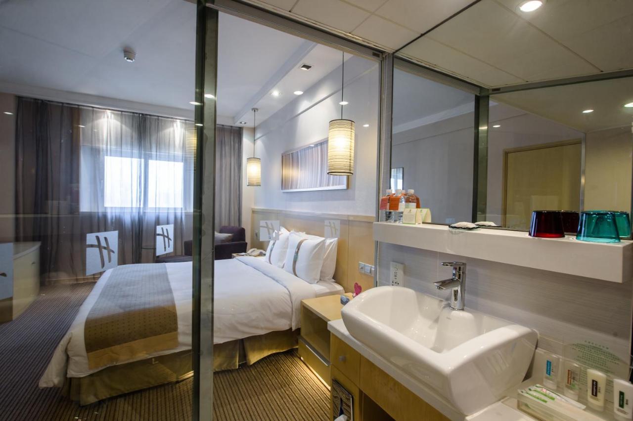 Holiday Inn Downtown Shanghai Exterior photo