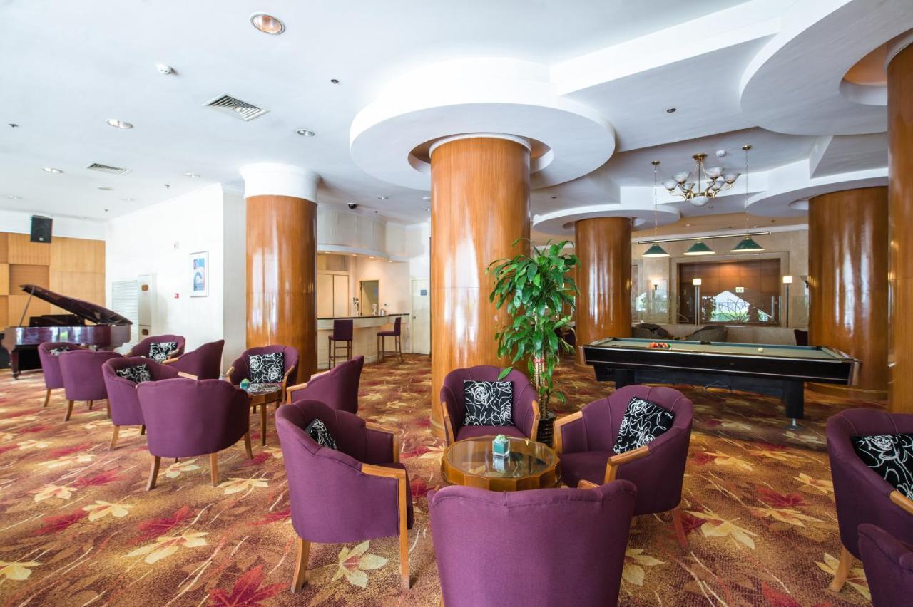 Holiday Inn Downtown Shanghai Exterior photo