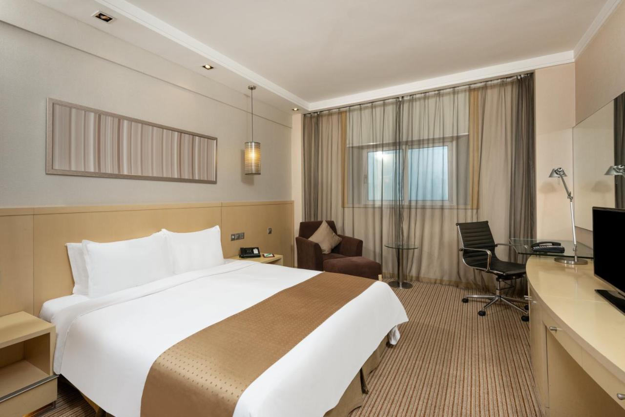 Holiday Inn Downtown Shanghai Exterior photo